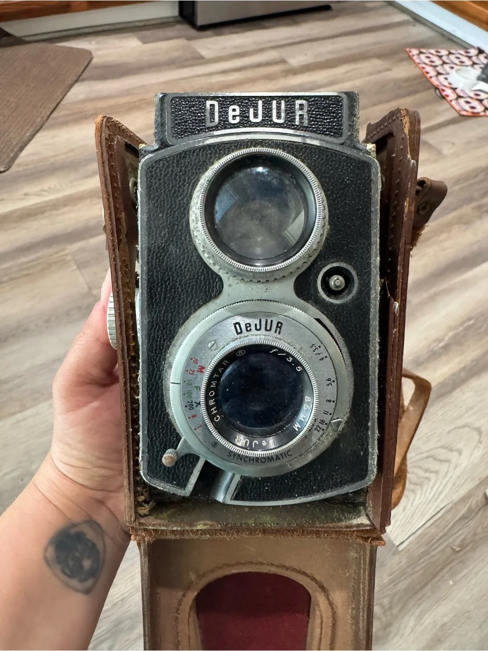 Dejur TLR Twin Lens Reflex DR-10 20 40mm Lens with Case